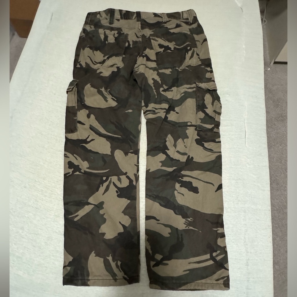 Wrangler camo cargo pants